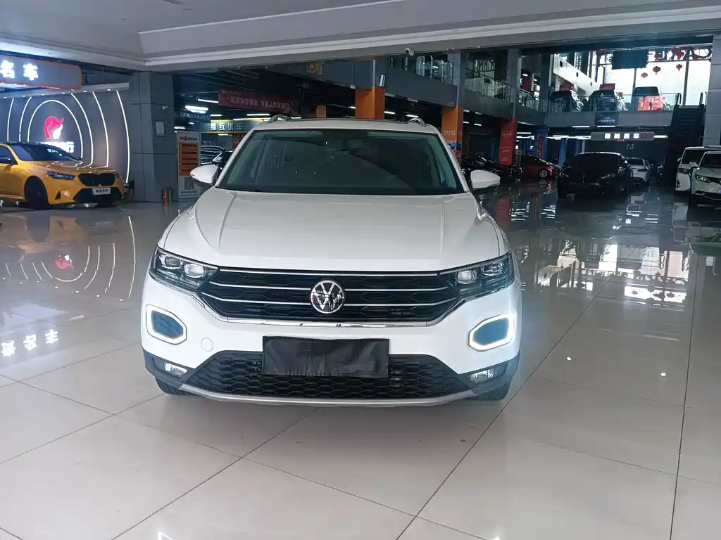 Volkswagen T-Roc 2021 — фото 2