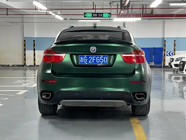 BMW X6 2011