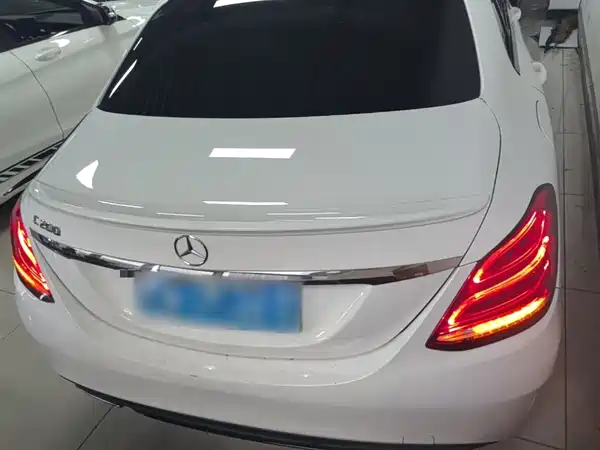 Mercedes-Benz C-Class 2017