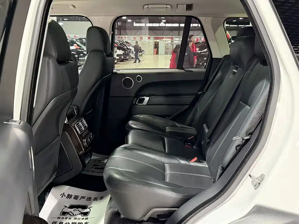 Land Rover Range Rover 2018 — фото 11