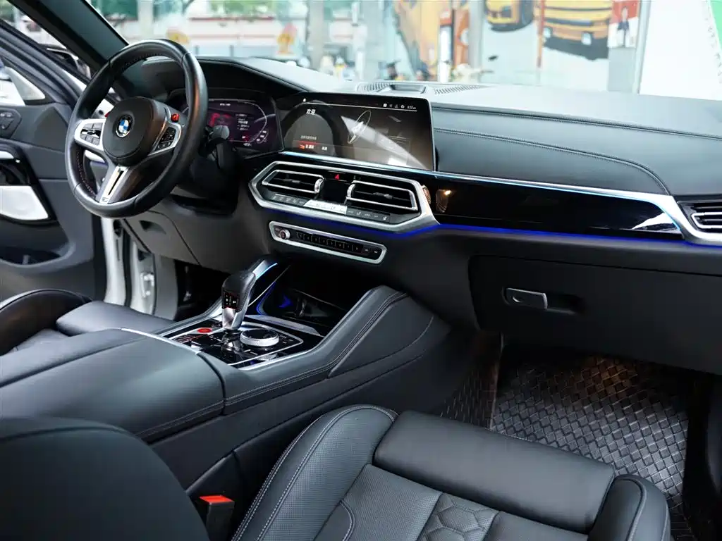 BMW X6 M 2022 — фото 40