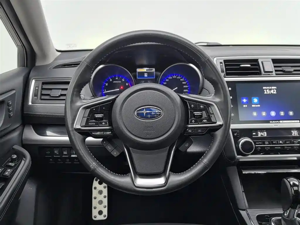Subaru Outback 2018 — фото 11