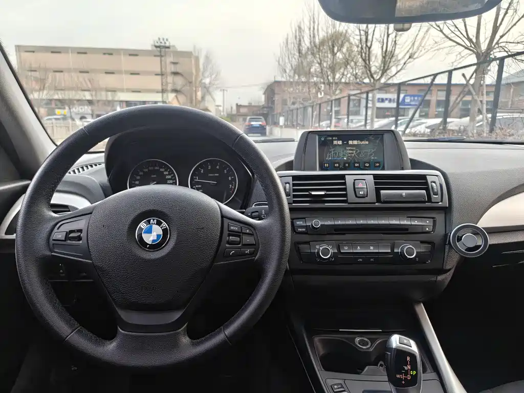 BMW 1 Series 2014 — фото 22