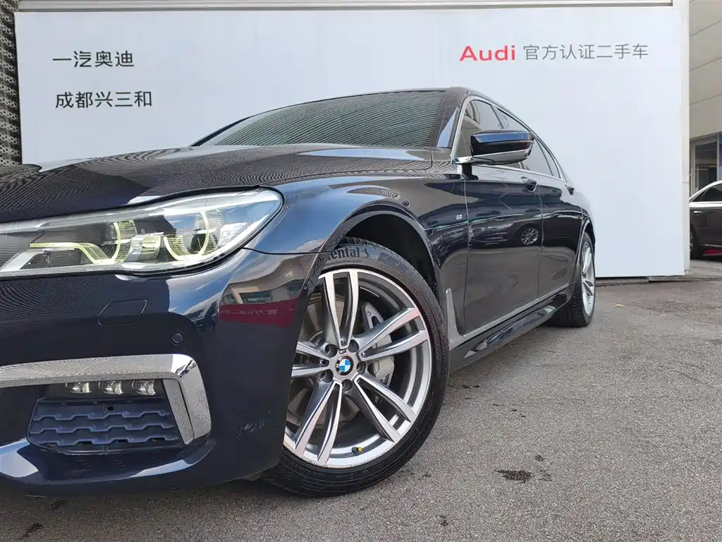 BMW 7 Series 2016 — фото 21