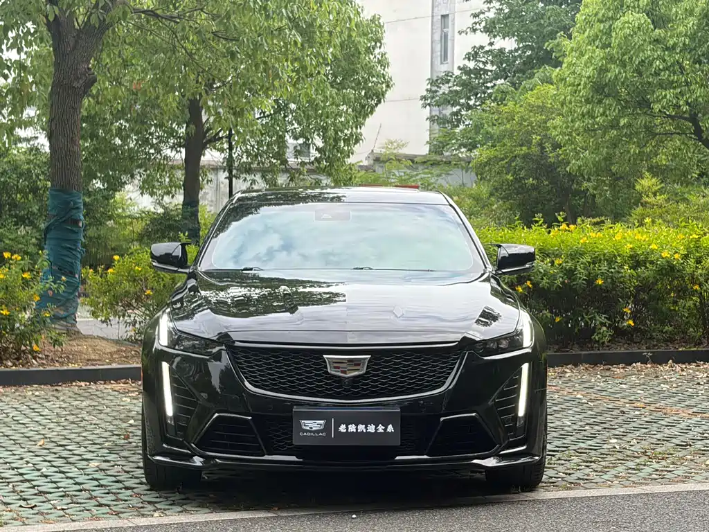 Cadillac CT5 2023 — фото 2