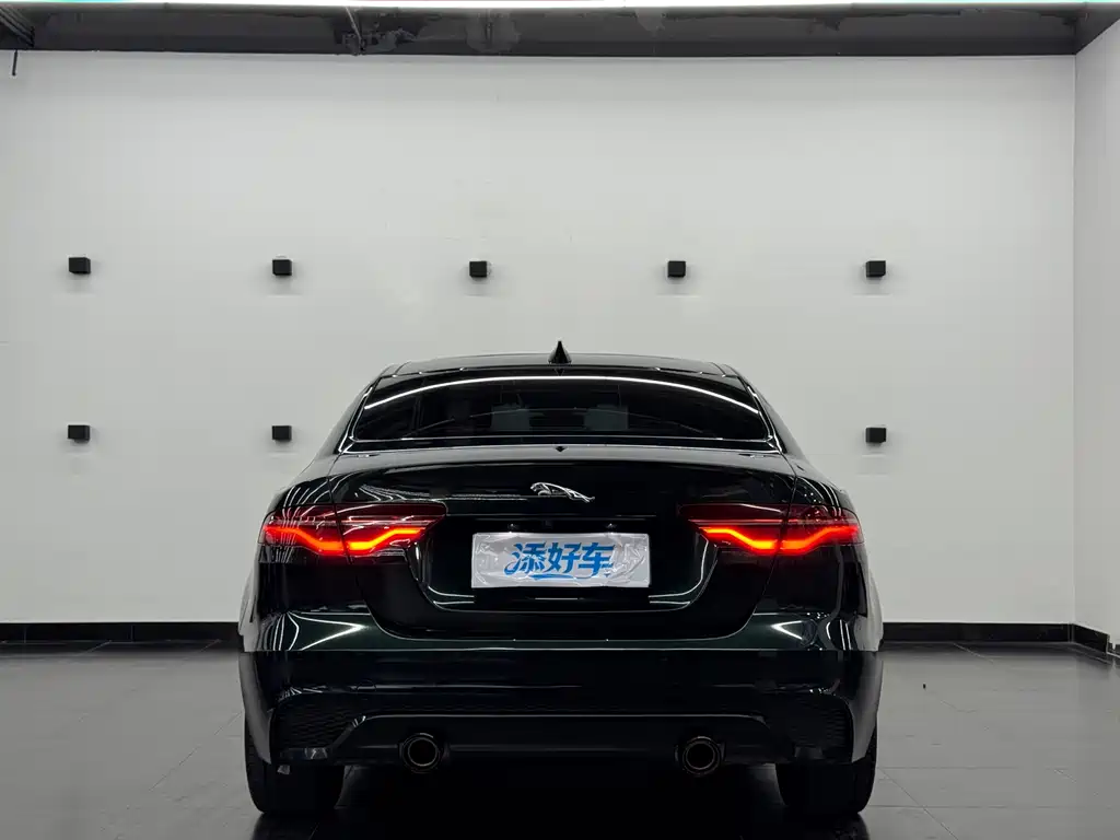 Jaguar XEL 2023 — фото 14