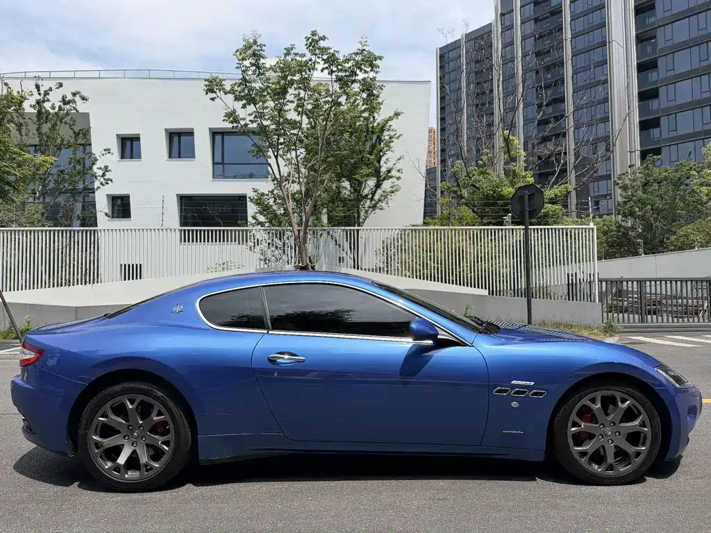 Maserati Granturismo 2007 — фото 13