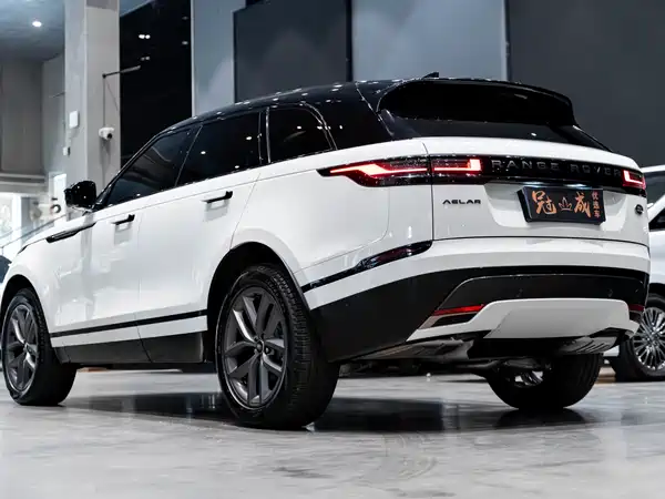 Land Rover Range Rover Velar 2024