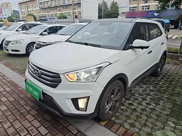 Hyundai ix25 2015