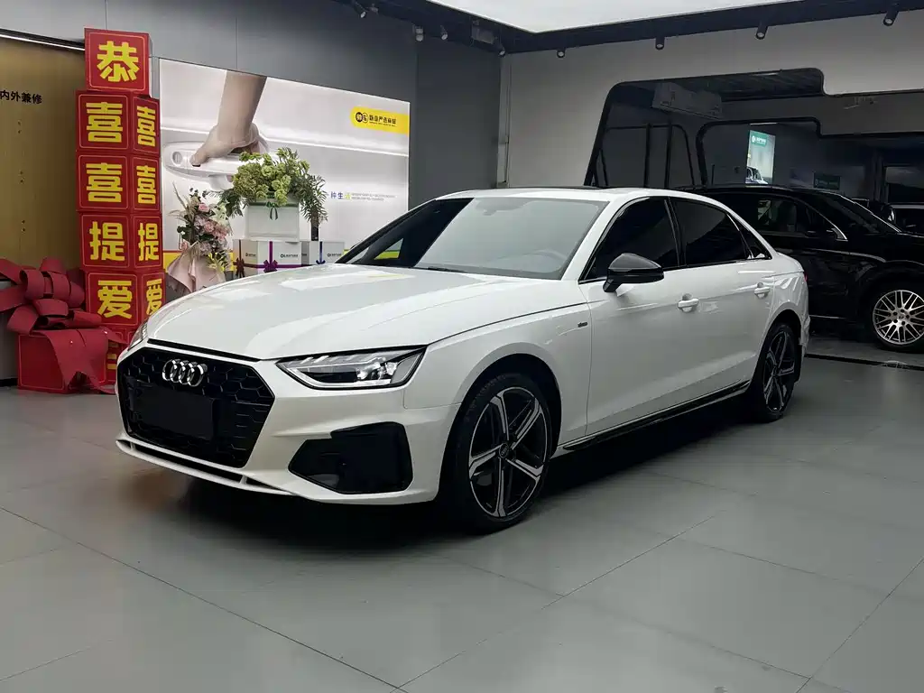 Audi A4L 2025