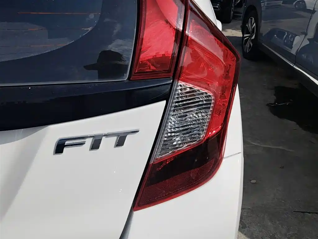 Honda Fit 2019 — фото 8