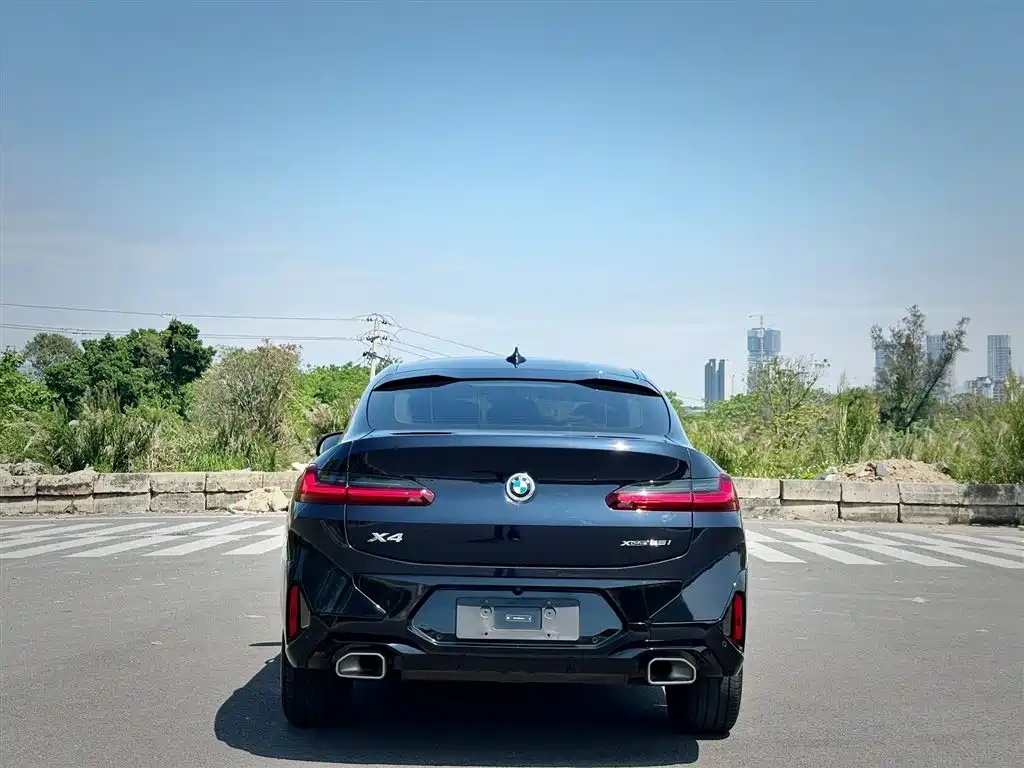 BMW X4 2022 — фото 7
