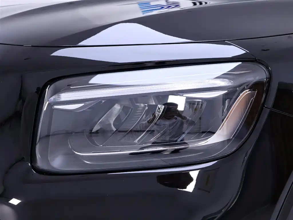 Mercedes-Benz GLB 2024 — фото 4