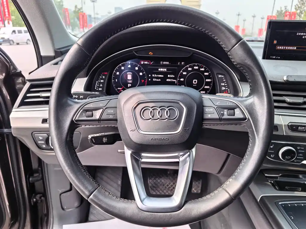 Audi Q7 2018 — фото 13