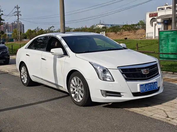 Cadillac XTS 2016