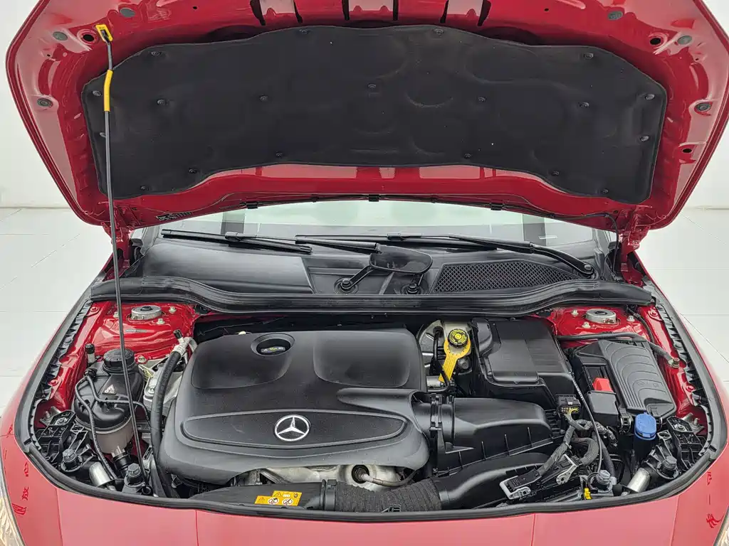 Mercedes-Benz CLA 2018 — фото 17