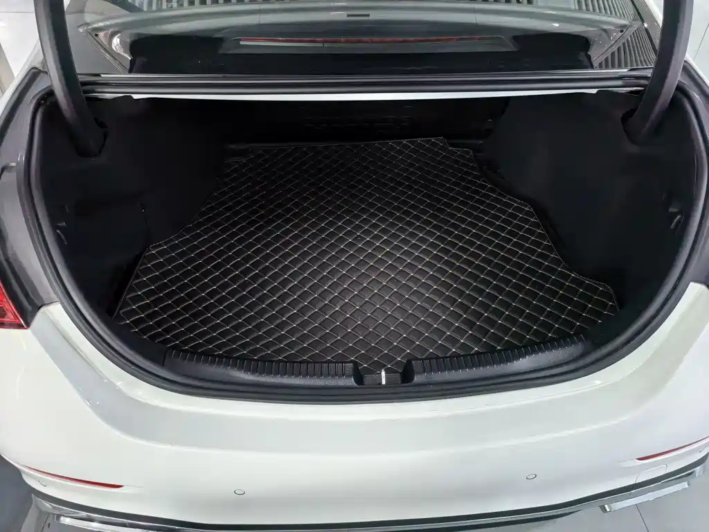 Mercedes-Benz C-Class 2022 — фото 12