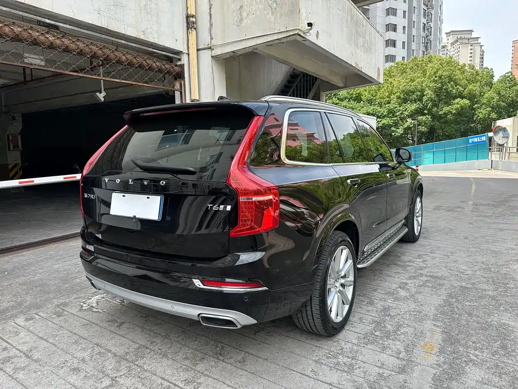 Volvo XC90 2019 — фото 30