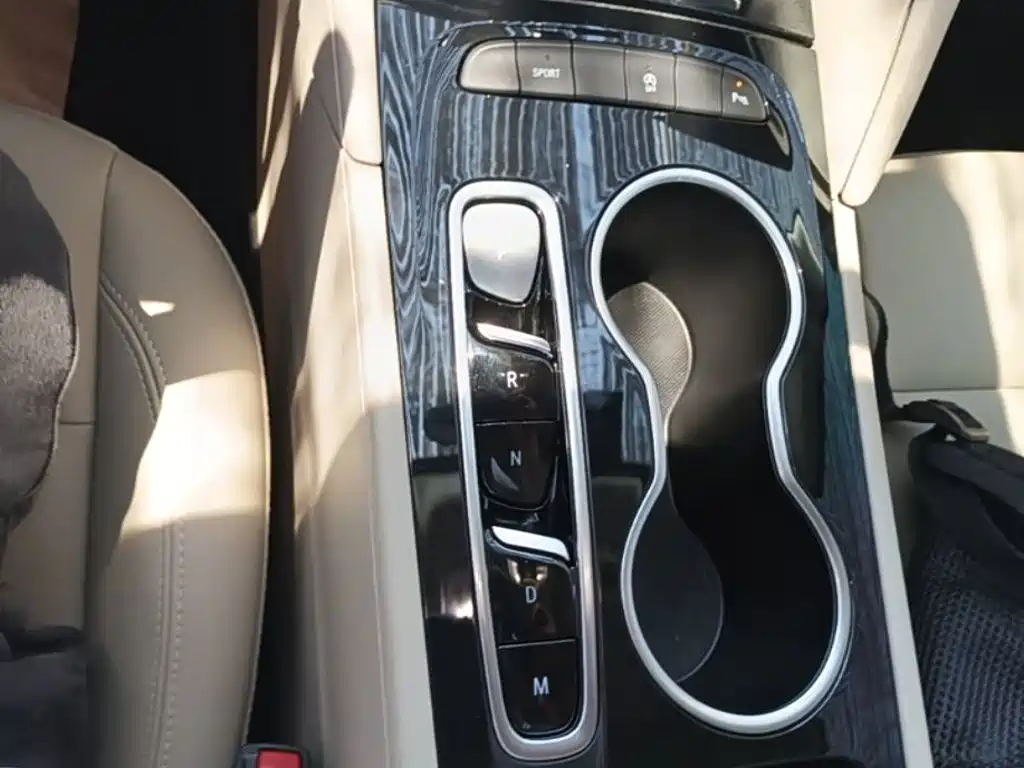 Buick Regal 2020 — фото 10