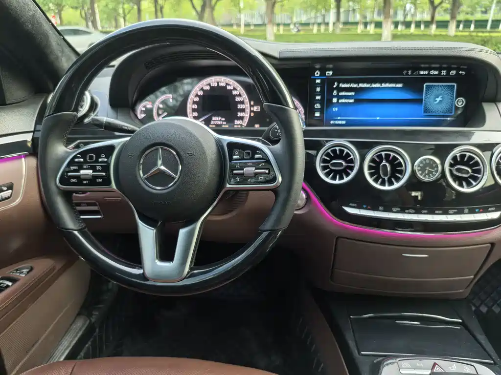 Mercedes-Benz S-Class 2011 — фото 10