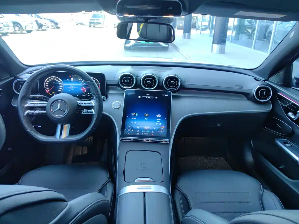 Mercedes-Benz C-Class 2023 — фото 6