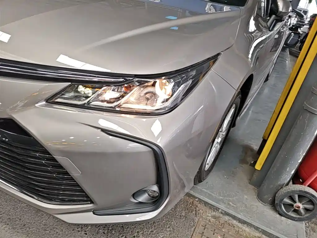 Toyota Corolla 2020 — фото 24