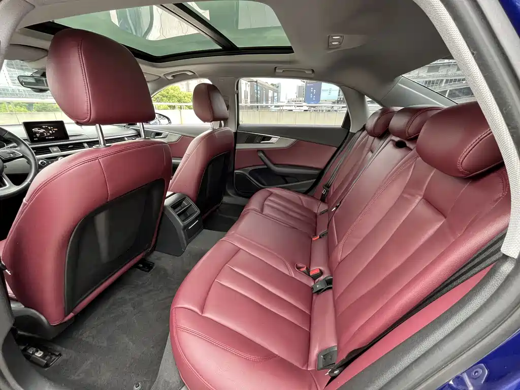 Audi A4L 2020