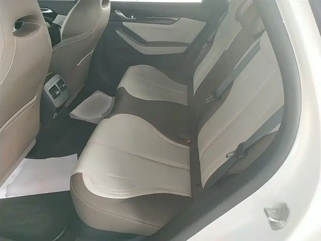 BYD Qin PLUS 2025 — фото 17