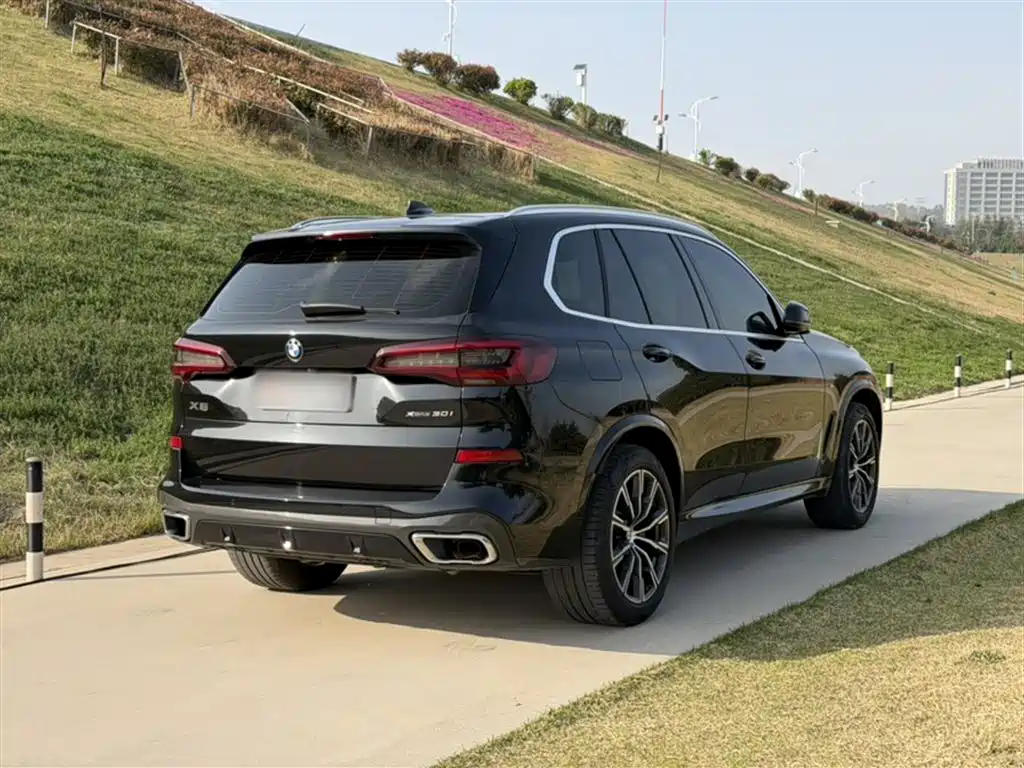 BMW X5 2021 — фото 12