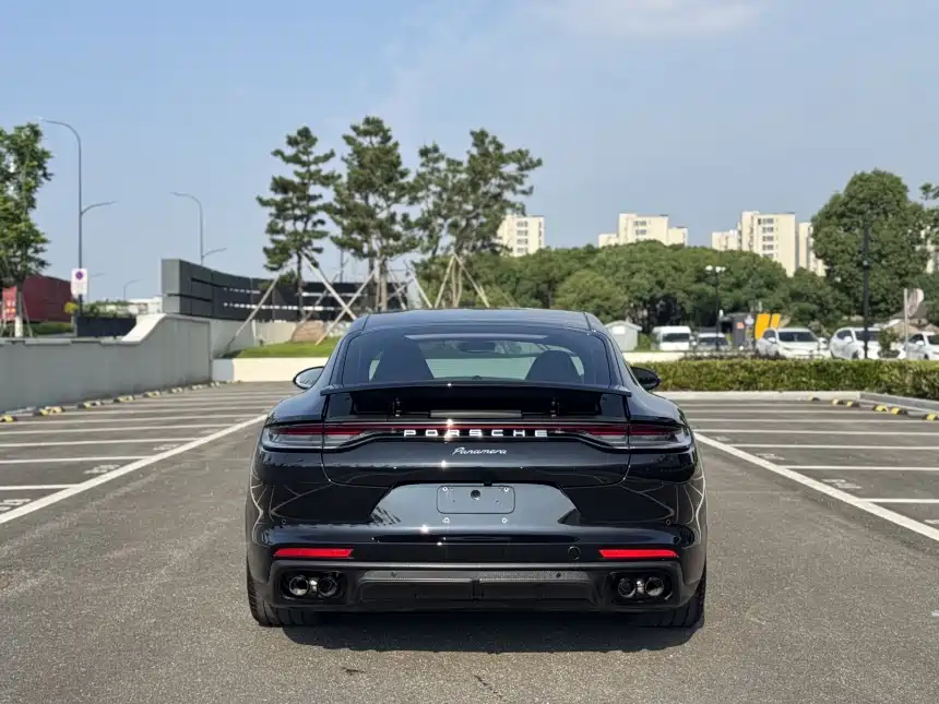 Porsche Panamera 2021 — фото 13