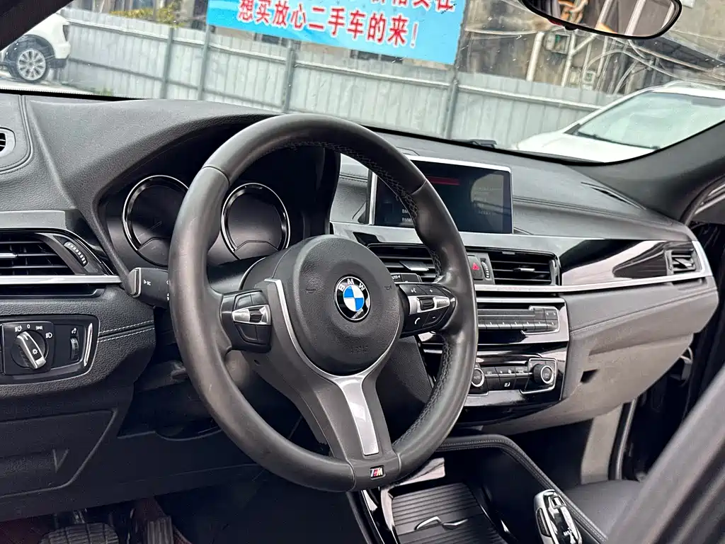 BMW X2 2020 — фото 17