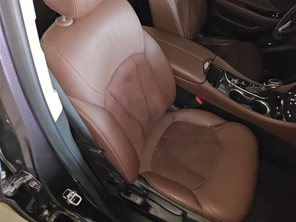 Buick Envision Plus 2017 — фото 25