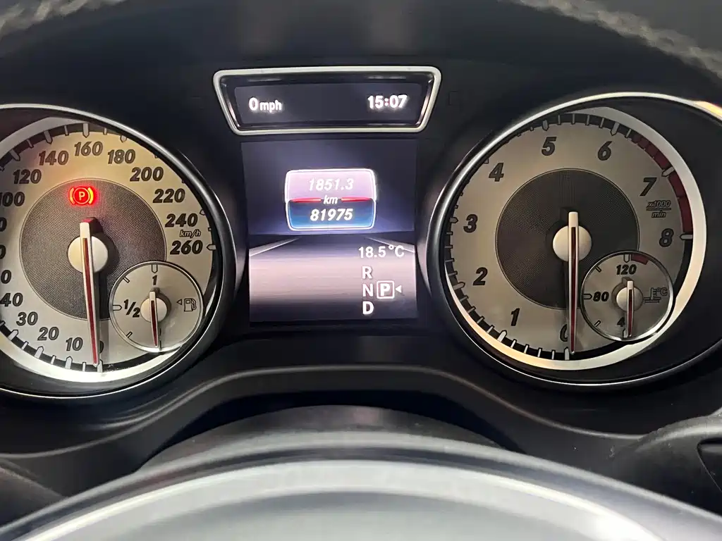 Mercedes-Benz GLA 2016 — фото 18
