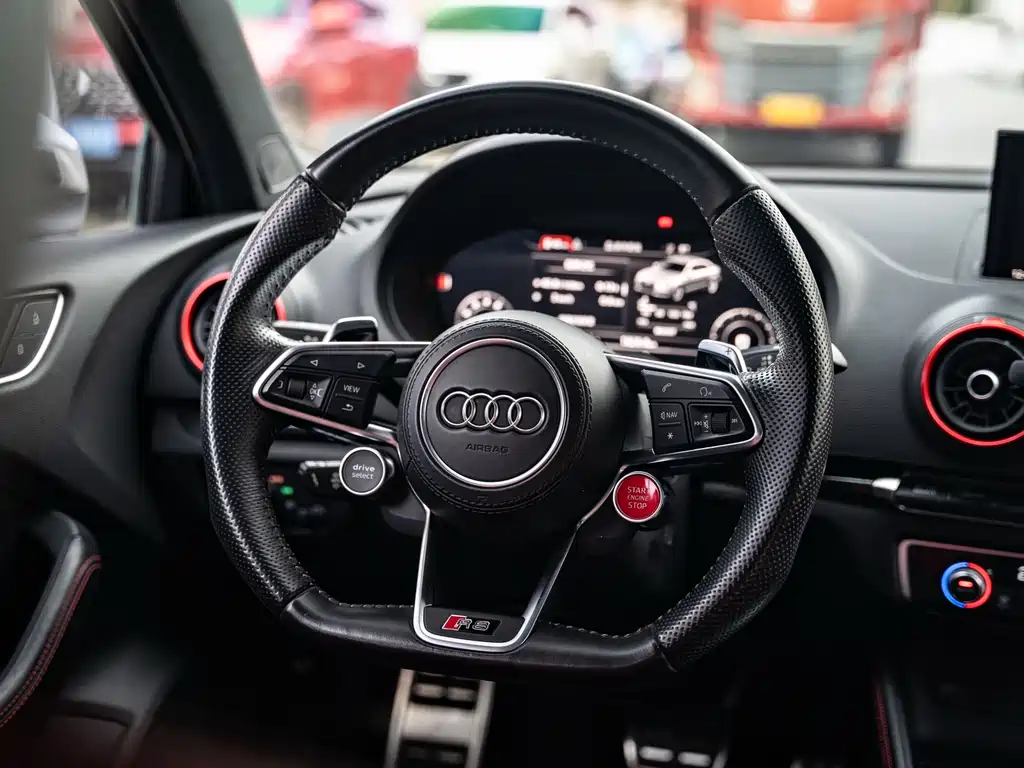 Audi S3 2019 — фото 10