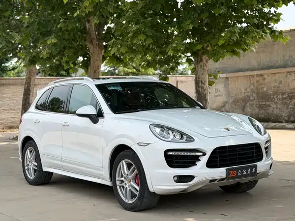 Porsche Cayenne 2015