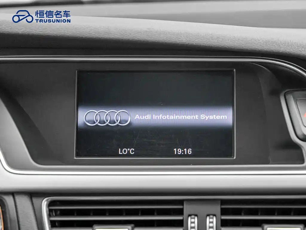 Audi A4L 2014 — фото 17