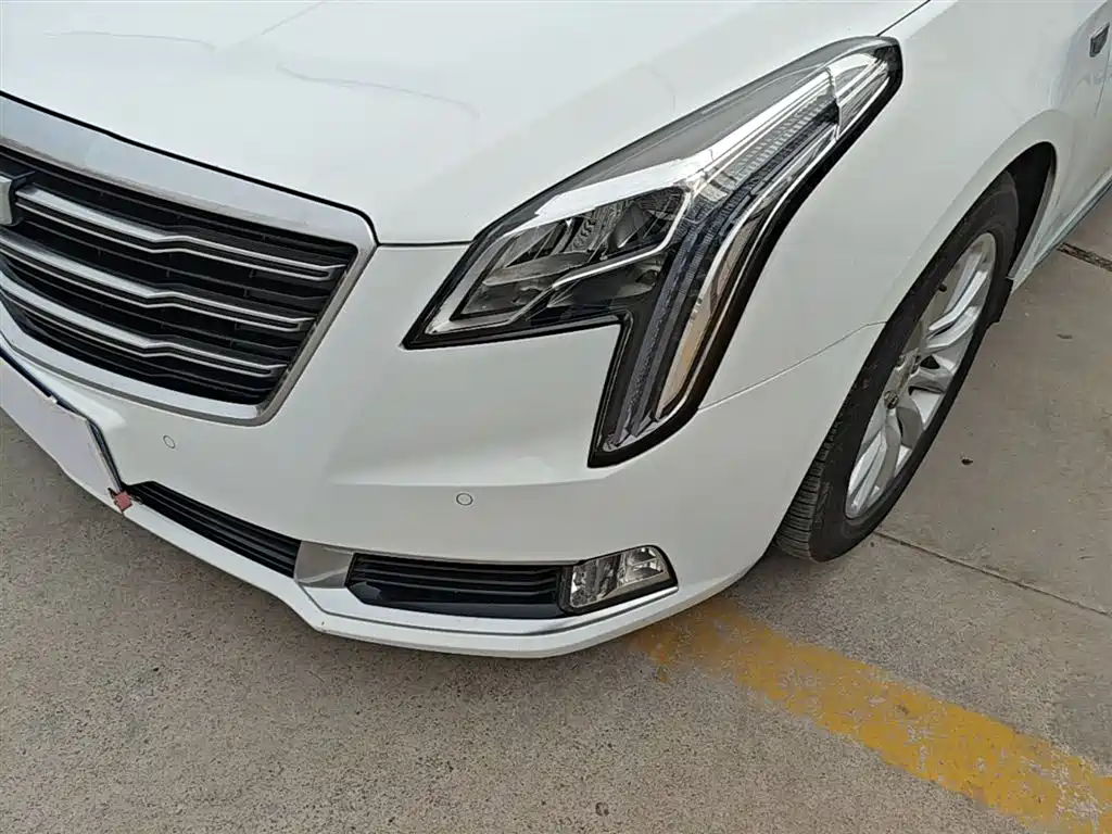 Cadillac XTS 2018 — фото 24