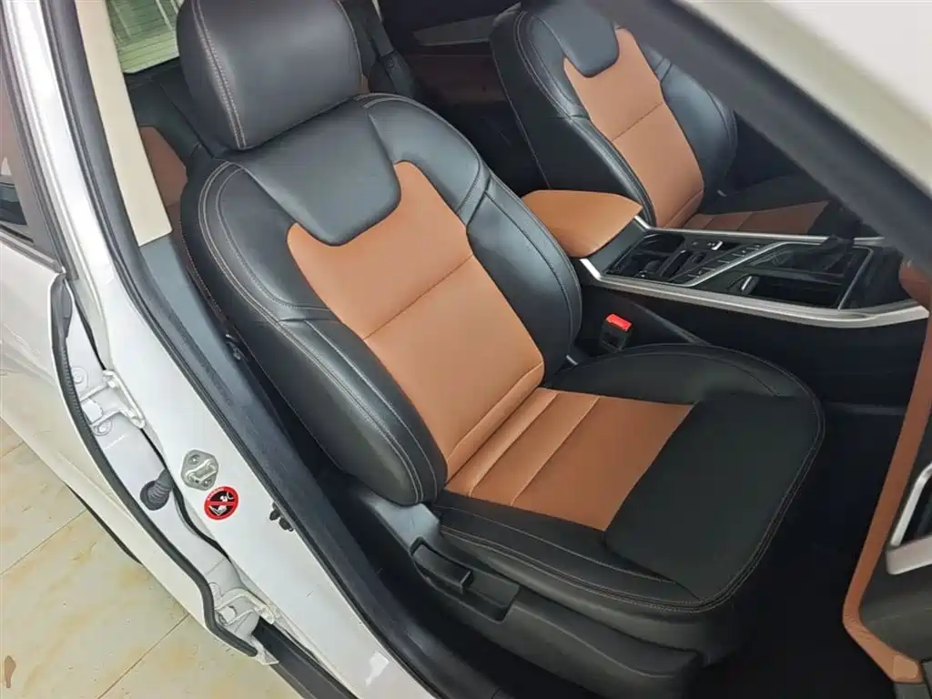 Geely Vision X6 2018 — фото 25