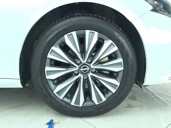 Nissan Teana 2024