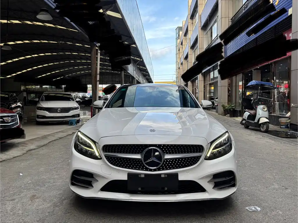 Mercedes-Benz C-Class 2019 — фото 2