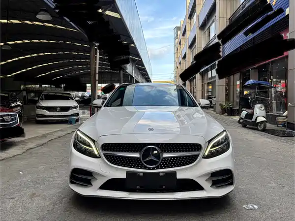 Mercedes-Benz C-Class 2019
