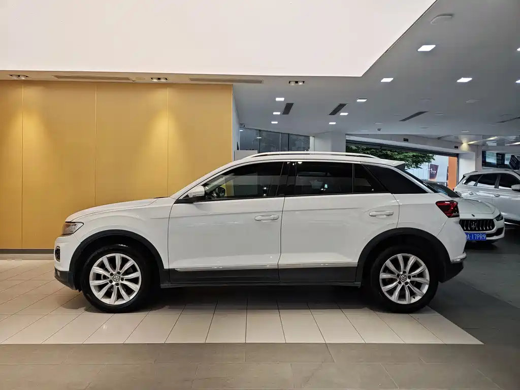 Volkswagen T-Roc 2019 — фото 7
