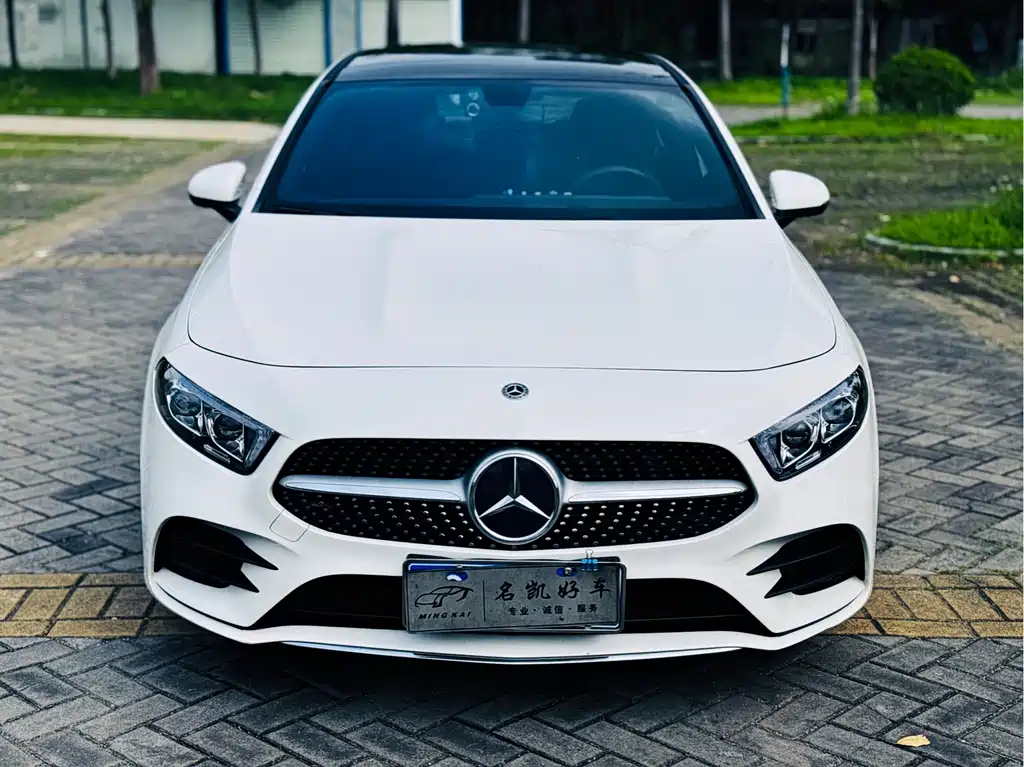 Mercedes-Benz A-Class 2020 — фото 3
