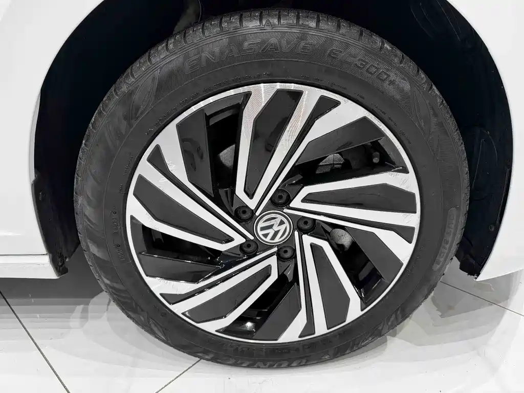 Volkswagen Sagitar 2022 — фото 15