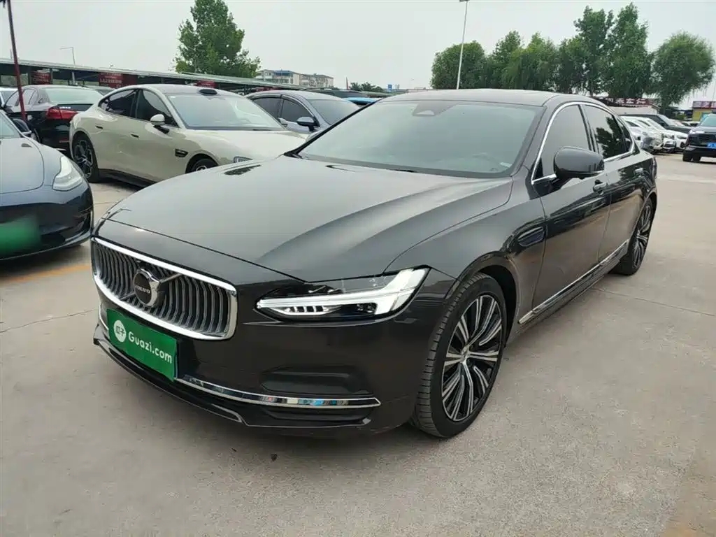 Volvo S90 2024 — фото 1