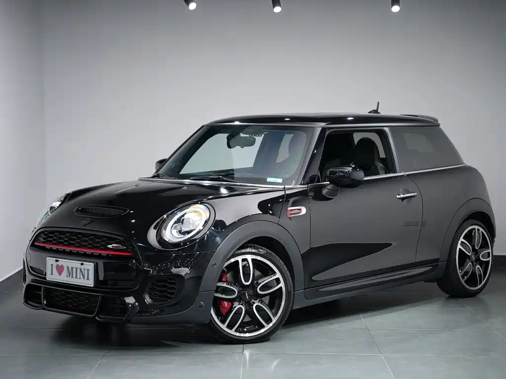 MINI JCW 2020
