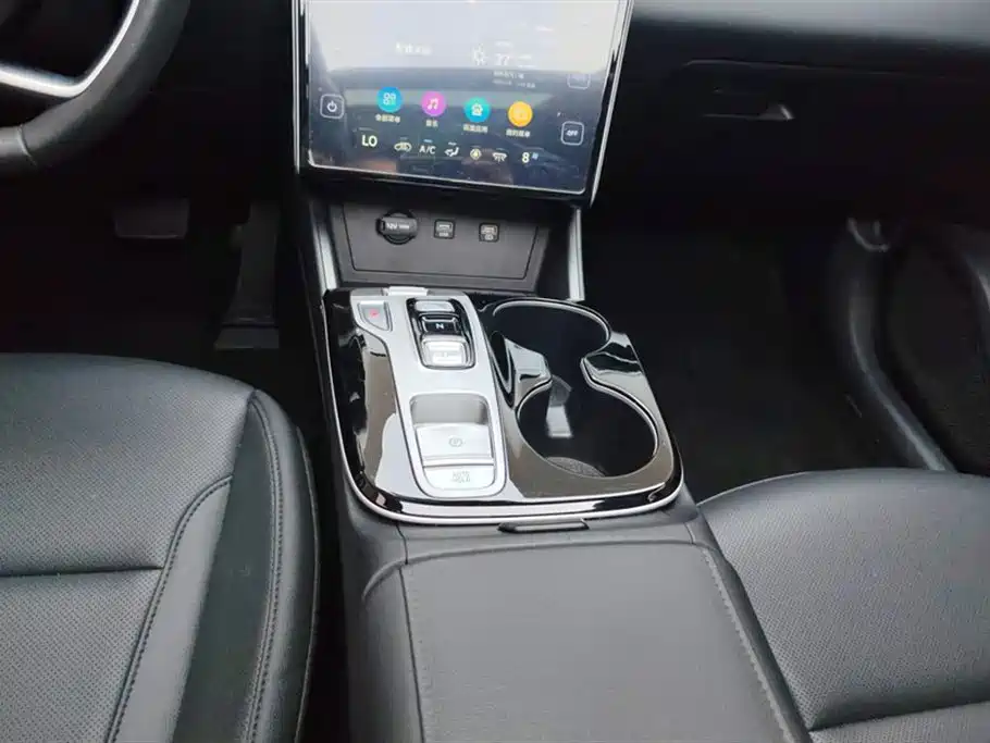 Hyundai Tucson 2023 — фото 16