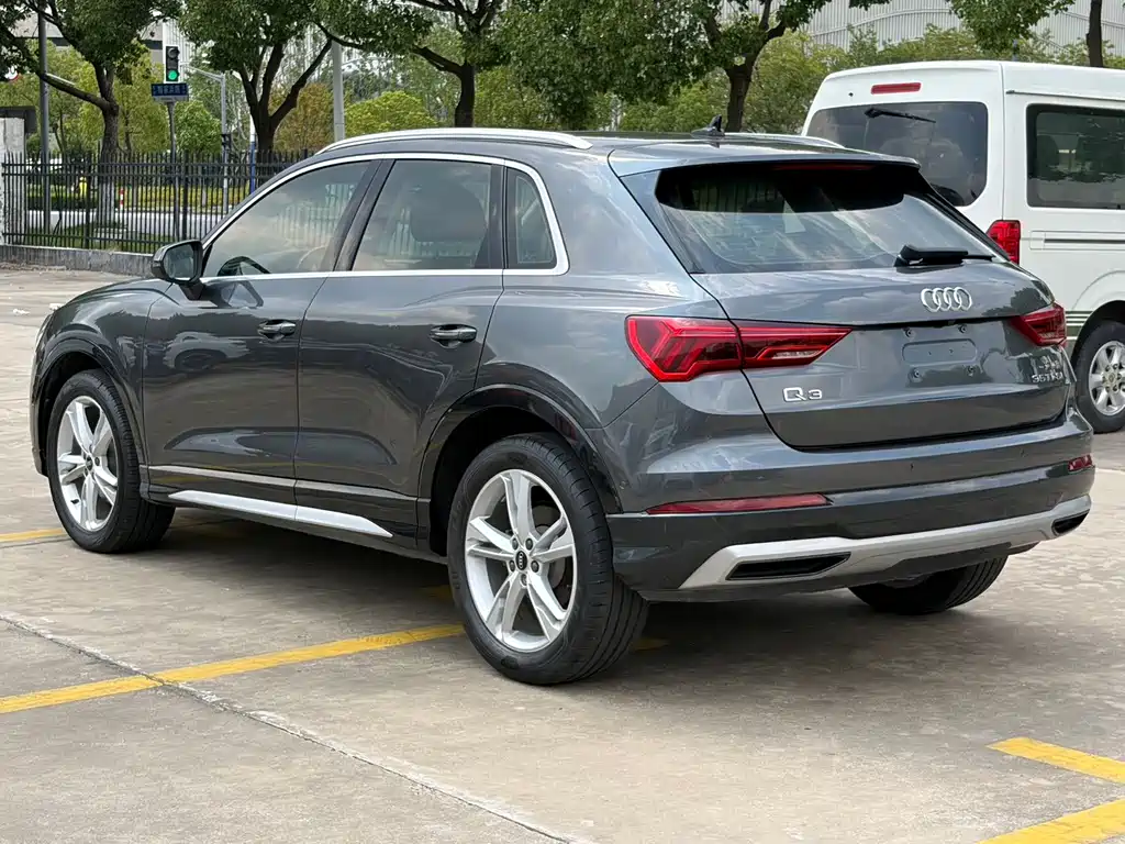 Audi Q3 2021