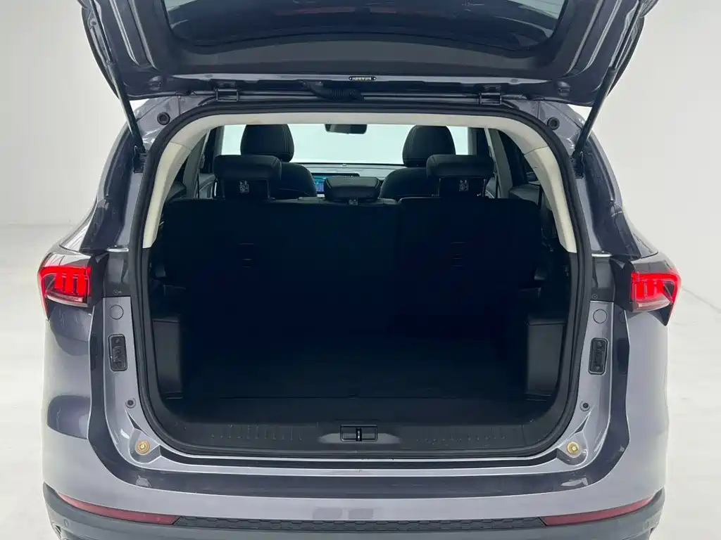 Jetour X70 PLUS 2022 — фото 12
