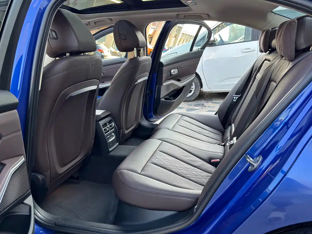 BMW i3 2022 — фото 9